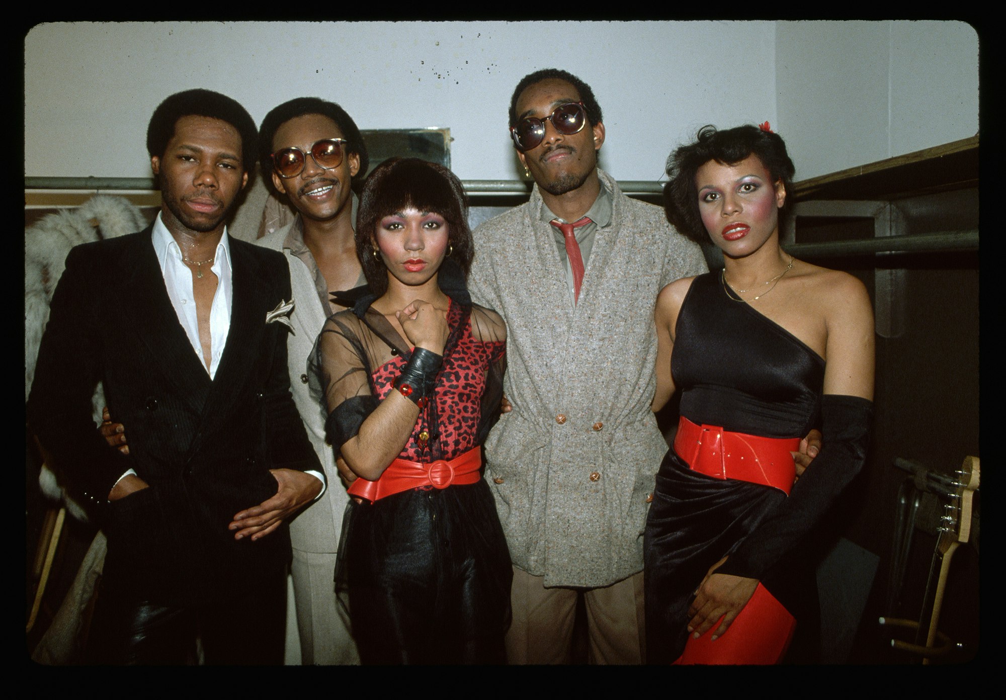 Chic backstage, 1981. Photo by Lynn Goldsmith/Corbis/VCG via Getty Images.